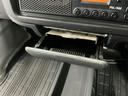走行無制限１年保証　ＡＴ車　ドアバイザー　ＥＴＣ　３方開　リアゲートチェーン　ヘッドライトレベライザー　ラジオ　マニュアルエアコン　スペアタイヤ　ラバーフロアマット　パワーステアリング（兵庫県）の中古車