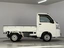 ＭＴ車　１年保証　ワンオーナー　ポータブルナビ　ラジオ　３方開　ゲートプロテクター　荷台マット　リアゲートチェーン　ドアバイザー　ヘッドライトレベライザー　シガーソケット　マニュアルエアコン（兵庫県）の中古車