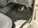 ＭＴ車　１年保証　ワンオーナー　ポータブルナビ　ラジオ　３方開　ゲートプロテクター　荷台マット　リアゲートチェーン　ドアバイザー　ヘッドライトレベライザー　シガーソケット　マニュアルエアコン（兵庫県）の中古車