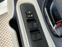 １年保証　電動コーナーポール　禁煙車　ワンオーナー　ナビＴＶ　ＥＴＣ　バックカメラ　ヘッドライトウォッシャー　前席シートヒーター　スマートキー　オートエアコン　ドアバイザー　１５インチアルミホイール（兵庫県）の中古車
