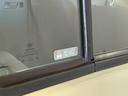 １年保証　禁煙車　ワンオーナー　ＣＤオーディオ　ＥＴＣ　キーレスエントリー　アイドリングストップ　横滑り防止装置　ドアバイザー　ヘッドライトレベライザー　アクセサリーソケット　デジタルメーター（兵庫県）の中古車