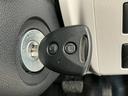 １年保証　ディスプレイオーディオ　バックカメラ　前後コーナーセンサー　ＵＳＢ接続　Ｂｌｕｅｔｏｏｔｈ　オートハイビーム　ＬＥＤヘッドライト　キーレスエントリー　アイドリングストップ　横滑り防止装置（兵庫県）の中古車