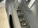 走行無制限１年保証　ＣＤオーディオ　前席シートヒーター　前後コーナーセンサー　オートハイビーム　ＬＥＤヘッドライト　プッシュスタート　横滑り防止装置　オートエアコン　１４インチ純正アルミホイール（兵庫県）の中古車