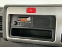 ハイゼットトラック 中古車 スタンダード　ＡＴ車　３方開　ラジオデッキ　ドアバイザーＡＴ車　走行無制限１年保証　ラジオデッキ　　ドアバイザー　３方開　１２Ｖアクセサリーソケット　マッドフラップ　スペアタイヤ　禁煙車　マニュアルエアコン　パワーステアリング