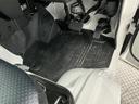 ３モード電子制御式４ＷＤ　ＣＶＴ車　１年保証　ラジオ　前後コーナーセンサー　３方開　荷台作業灯　センターデフロック　オートハイビーム　アイドリングストップ　横滑り防止装置　ヘッドライトレベライザー（兵庫県）の中古車
