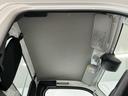 ＣＶＴ車　１年保証　ラジオ　前後コーナーセンサー　３方開　ゲートプロテクター　オートハイビーム　アイドリングストップ　横滑り防止装置　ヘッドライトレベライザー　アクセサリーソケット　スペアタイヤ（兵庫県）の中古車