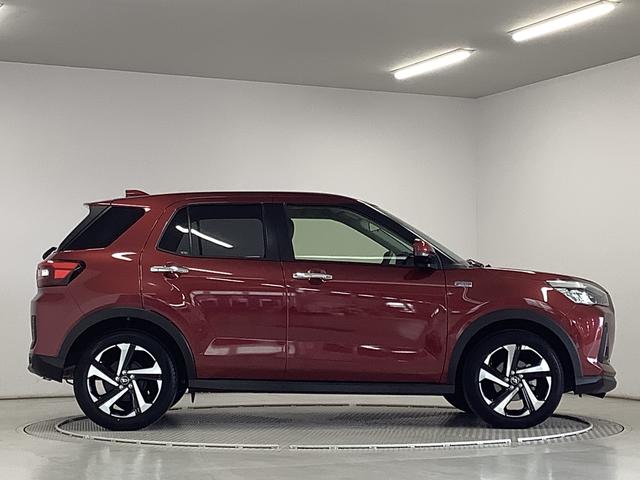 ロッキープレミアムG HEV ワンオーナー クルコン シートヒーター走行無制限1年保証 前後コーナーセンサー ワンオーナー アダプティブクルーズコントロール 前席シートヒーター オートマチックハイビーム LEDヘッドライト スマートキー 17インチ純正アルミホイール(兵庫県)の中古車