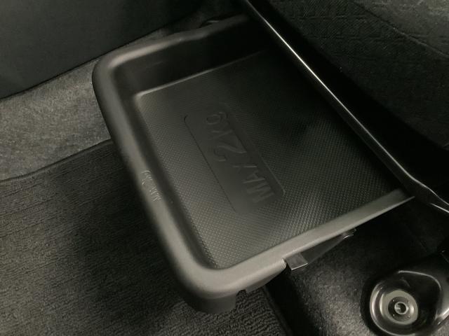 ロッキープレミアムG HEV ワンオーナー クルコン シートヒーター走行無制限1年保証 前後コーナーセンサー ワンオーナー アダプティブクルーズコントロール 前席シートヒーター オートマチックハイビーム LEDヘッドライト スマートキー 17インチ純正アルミホイール(兵庫県)の中古車