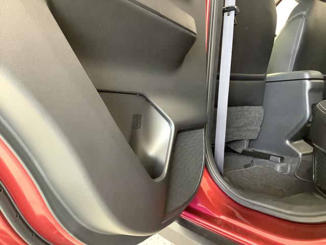 ロッキープレミアムG HEV ワンオーナー クルコン シートヒーター走行無制限1年保証 前後コーナーセンサー ワンオーナー アダプティブクルーズコントロール 前席シートヒーター オートマチックハイビーム LEDヘッドライト スマートキー 17インチ純正アルミホイール(兵庫県)の中古車