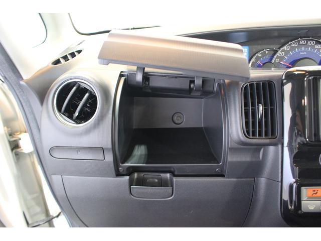 タントカスタムＲＳ認定中古車　ナビ　ＨＩＤヘッドライト　キーフリーシステム　オートエアコン　助手席側パワースライドドア　ＭＯＭＯステアリング　ドアミラーウインカー　セキュリティアラーム　ドアバイザー（香川県）の中古車