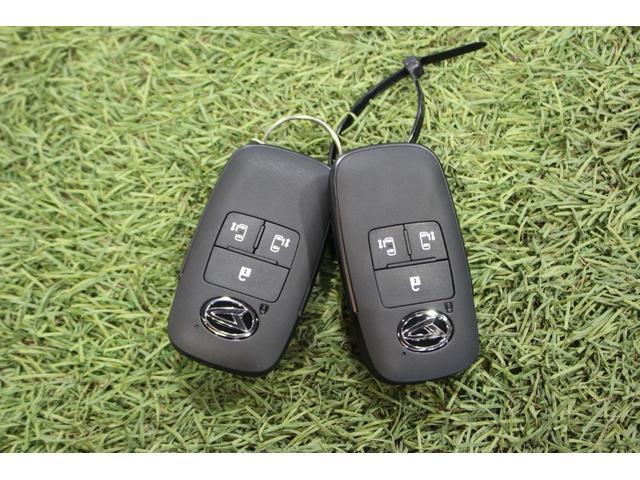 トールカスタムＧ認定中古車　９インチディスプレイオーディオ　バックカメラ　ステアリングスイッチ　両側パワースライドドア　ＬＥＤヘッドライト　キーフリーシステム　オートエアコン　アダプティブクルーズコントロール（香川県）の中古車