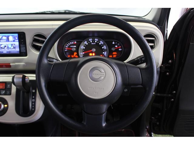 ミラココアココアＸ認定中古車　ＣＶＴ　ナビ　キーフリーシステム　オートエアコン　セキュリティーアラーム　電動格納ミラー　ハロゲンヘッドライト　アイドリングストップ　ドアバイザー　パネルシフト　後部座席ベンチシート（香川県）の中古車