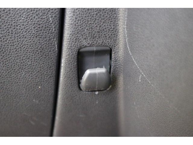 ミラココアココアＸ認定中古車　ＣＶＴ　ナビ　キーフリーシステム　オートエアコン　セキュリティーアラーム　電動格納ミラー　ハロゲンヘッドライト　アイドリングストップ　ドアバイザー　パネルシフト　後部座席ベンチシート（香川県）の中古車