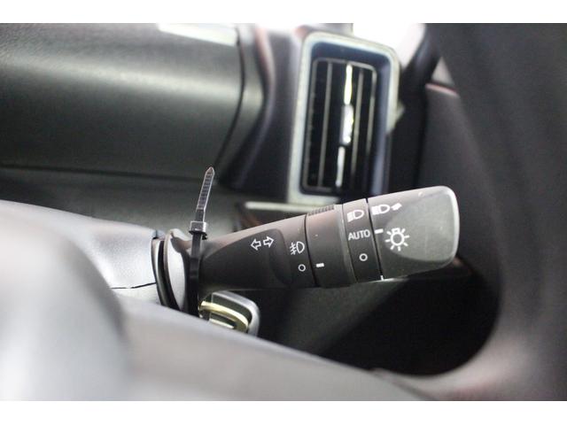 タントカスタムＸ認定中古車　ＣＶＴ　９インチディスプレイオーディオ　バックカメラ　シートヒーター　キーフリーシステム　ステアリングスイッチ　両側パワースライドドア　助手席側ピラーレス　オートエアコン　オートライト（香川県）の中古車