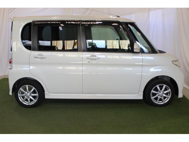タントカスタムＸ認定中古車　ＣＶＴ　ナビ　オートエアコン　助手席側ピラーレス　左側パワースライドドア　キーフリーシステム　ターンシグナル付き電動格納ミラー　セキュリティアラーム　ドアバイザー　パワーウインドウ（香川県）の中古車