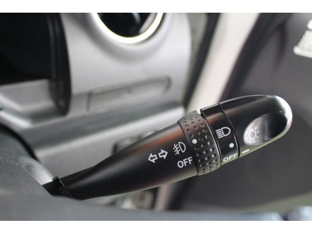 タントカスタムＸ認定中古車　ＣＶＴ　ナビ　オートエアコン　助手席側ピラーレス　左側パワースライドドア　キーフリーシステム　ターンシグナル付き電動格納ミラー　セキュリティアラーム　ドアバイザー　パワーウインドウ（香川県）の中古車