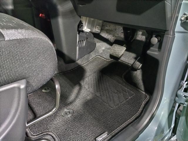 タントファンクロス認定中古車 CVT 9インチディスプレイオーディオ バックカメラ キーフリーシステム 両側パワースライドドア 助手席側ピラーレス ステアリングスイッチ オートエアコン サンシェード LEDヘッドライト(香川県)の中古車