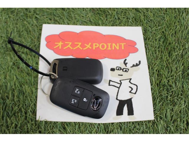 タントファンクロス認定中古車　ＣＶＹ　９インチディスプレイオーディオ　バックカメラ　キーフリーシステム　ステアリングスイッチ　シートヒーター　両側パワースライドドア　助手席側ピラーレス　ＬＥＤヘッドライト（香川県）の中古車