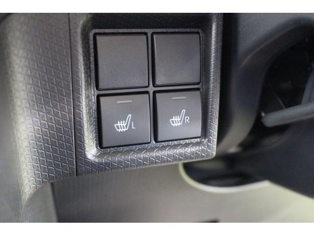 タントファンクロス認定中古車　ＣＶＹ　９インチディスプレイオーディオ　バックカメラ　キーフリーシステム　ステアリングスイッチ　シートヒーター　両側パワースライドドア　助手席側ピラーレス　ＬＥＤヘッドライト（香川県）の中古車