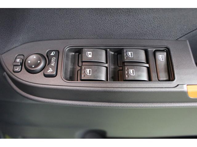 タントファンクロス認定中古車　ＣＶＹ　９インチディスプレイオーディオ　バックカメラ　キーフリーシステム　ステアリングスイッチ　シートヒーター　両側パワースライドドア　助手席側ピラーレス　ＬＥＤヘッドライト（香川県）の中古車