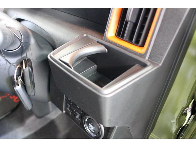 タントファンクロス認定中古車　ＣＶＹ　９インチディスプレイオーディオ　バックカメラ　キーフリーシステム　ステアリングスイッチ　シートヒーター　両側パワースライドドア　助手席側ピラーレス　ＬＥＤヘッドライト（香川県）の中古車