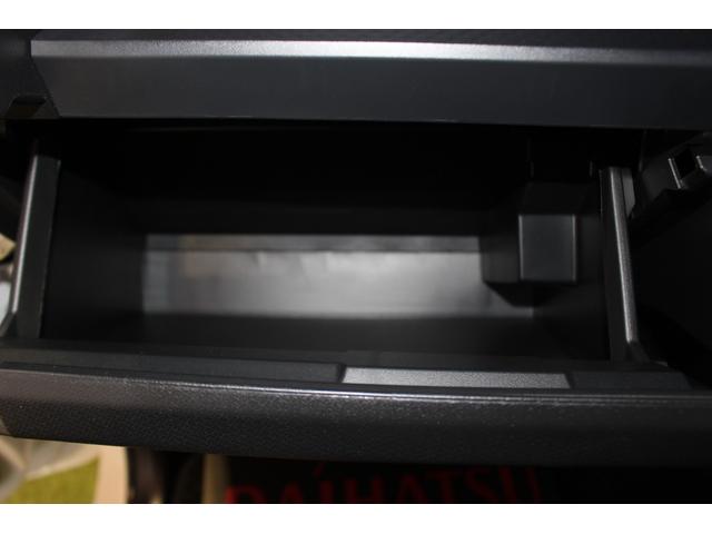 タントカスタムＸ認定中古車　ＣＶＴ　ナビ　バックカメラ　キーフリーシステム　シートヒーター　ステアリングスイッチ　両側パワースライドドア　助手席側ピラーレス　電動格納ミラー　オートエアコン　オートライト（香川県）の中古車