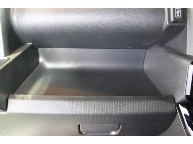 タントカスタムＸ認定中古車　ＣＶＴ　ナビ　バックカメラ　キーフリーシステム　シートヒーター　ステアリングスイッチ　両側パワースライドドア　助手席側ピラーレス　電動格納ミラー　オートエアコン　オートライト（香川県）の中古車