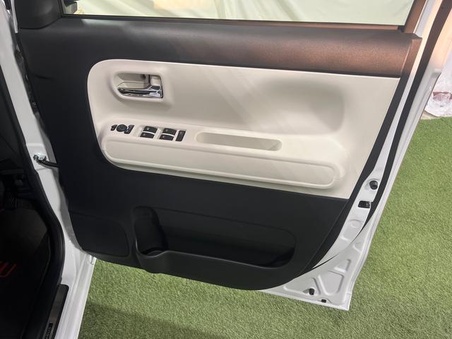 ムーヴキャンバスストライプスＧ認定中古車　ＣＶＴ　ナビ　ドライブレコーダー　パノラマカメラ　キーフリーシステム　ステアリングスイッチ　ホッとカップホルダー　両側パワースライドドア（香川県）の中古車