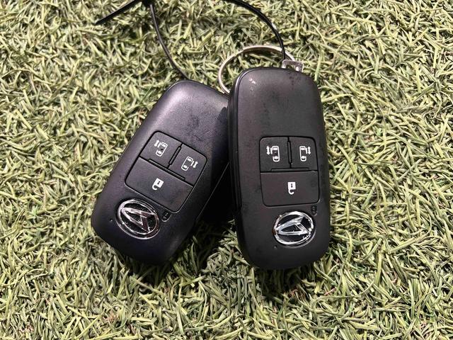 ムーヴキャンバスストライプスＧ認定中古車　ＣＶＴ　９インチディスプレイオーディオ　バックカメラ　キーフリーシステム　ステアリングスイッチ　ホッとカップホルダー　両側パワースライドドア（香川県）の中古車