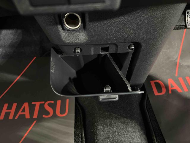 ムーヴキャンバスストライプスＧ認定中古車　ＣＶＴ　９インチディスプレイオーディオ　バックカメラ　キーフリーシステム　ステアリングスイッチ　ホッとカップホルダー　両側パワースライドドア（香川県）の中古車