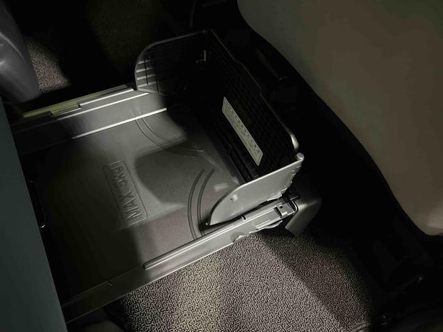 ムーヴキャンバスストライプスＧ認定中古車　ＣＶＴ　９インチディスプレイオーディオ　バックカメラ　キーフリーシステム　ステアリングスイッチ　ホッとカップホルダー　両側パワースライドドア（香川県）の中古車