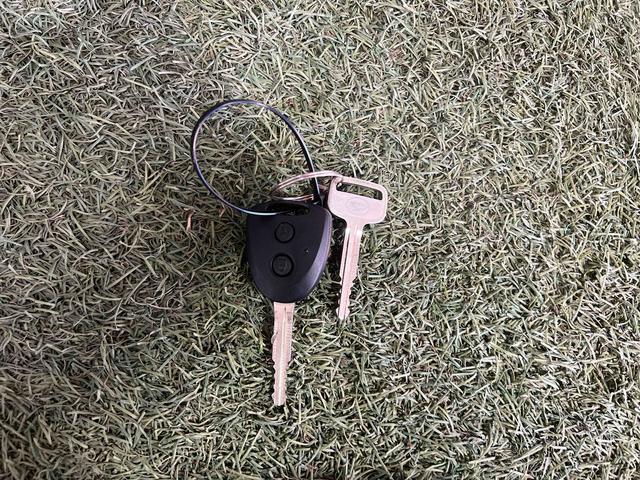 ハイゼットカーゴDX認定中古車 CVT キーレスエントリー マニュアルエアコン オートライト アイドリングストップ(香川県)の中古車