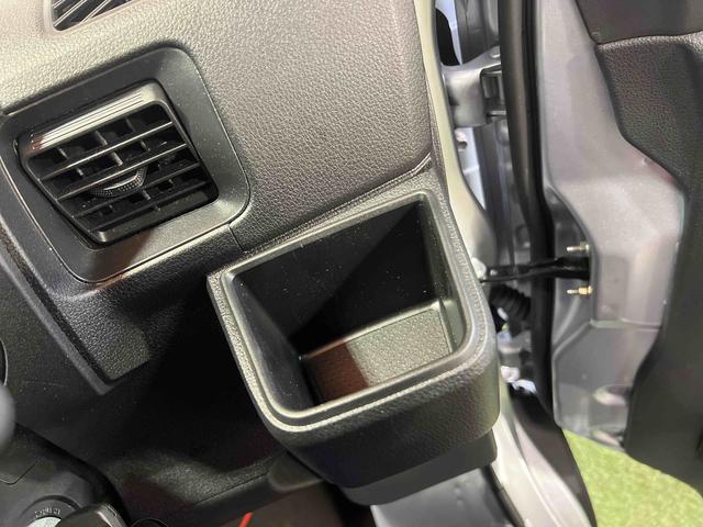 ハイゼットカーゴDX認定中古車 CVT キーレスエントリー マニュアルエアコン オートライト アイドリングストップ(香川県)の中古車