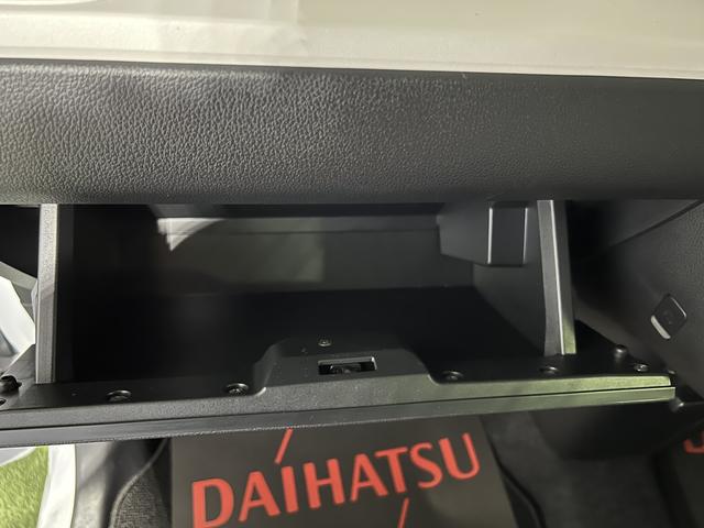 ムーヴキャンバスストライプスGシートヒーター ステアリングスイッチ ホッとカップホルダー オートエアコン キーフリーシステム 両側パワースライドドア 電動格納ミラー 認定中古車 CVT 660(香川県)の中古車