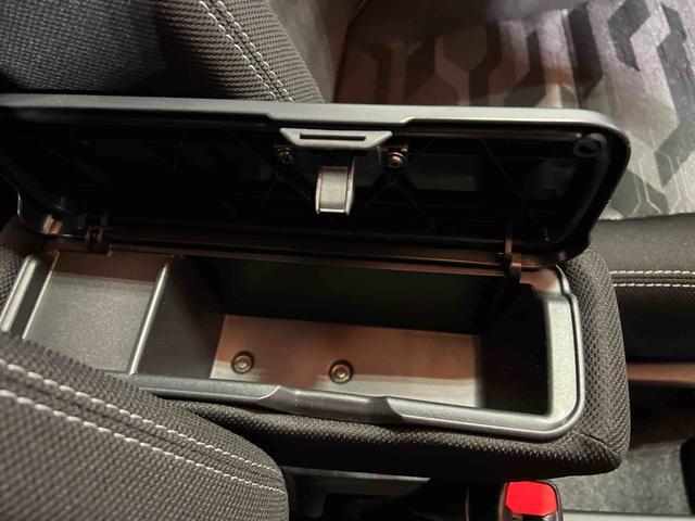 タフトＧ　クロムベンチャーディスプレイオーディオ　バックカメラ　シートヒーター　ステアリングスイッチ　キーフリーシステム　オートエアコン　認定中古車　ＣＶＴ　６６０（香川県）の中古車