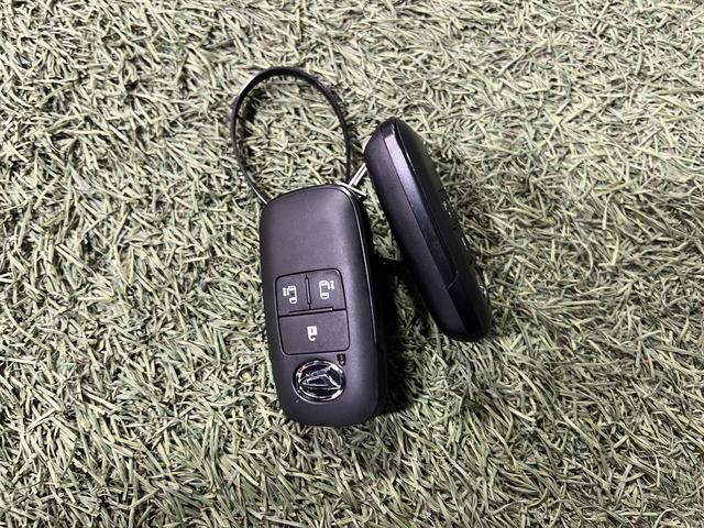 ムーヴキャンバスセオリーＧディスプレイオーディオ　バックカメラ　シートヒーター　ステアリングスイッチ　キーフリーシステム　オートエアコン　両側パワースライドドア　認定中古車　ＣＶＴ　６６０（香川県）の中古車