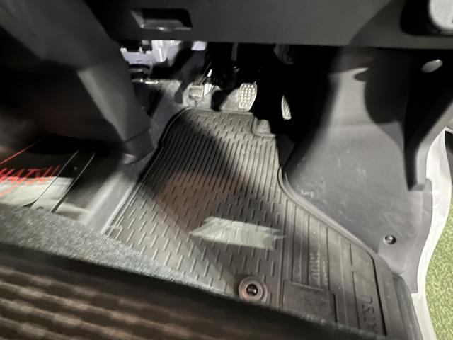 ハイゼットカーゴクルーズオートライト 電動格納ミラー キーフリーシステム マニュアルエアコン スマートアシスト 認定中古車 CVT 660(香川県)の中古車