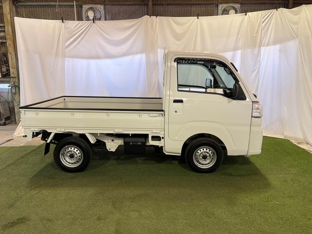 ハイゼットトラックスタンダード純正ラジオ　オートライト　エアコン　アイドリングストップ　取扱説明書　保証書　認定中古車　ＣＶＴ　６６０（香川県）の中古車