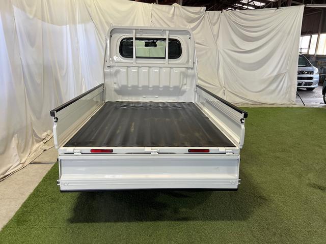 ハイゼットトラックスタンダード純正ラジオ　オートライト　エアコン　アイドリングストップ　取扱説明書　保証書　認定中古車　ＣＶＴ　６６０（香川県）の中古車