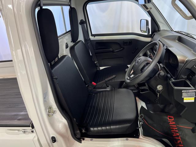 ハイゼットトラックスタンダード純正ラジオ　オートライト　エアコン　アイドリングストップ　取扱説明書　保証書　認定中古車　ＣＶＴ　６６０（香川県）の中古車