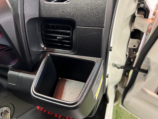 ハイゼットトラックスタンダード純正ラジオ　オートライト　エアコン　アイドリングストップ　取扱説明書　保証書　認定中古車　ＣＶＴ　６６０（香川県）の中古車