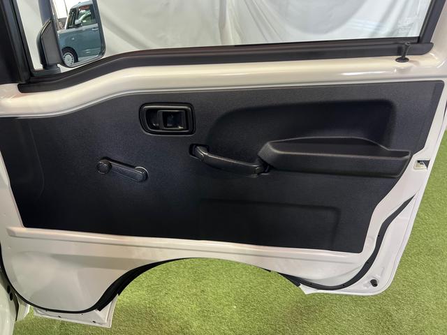 ハイゼットトラックスタンダード純正ラジオ　オートライト　エアコン　アイドリングストップ　取扱説明書　保証書　認定中古車　ＣＶＴ　６６０（香川県）の中古車