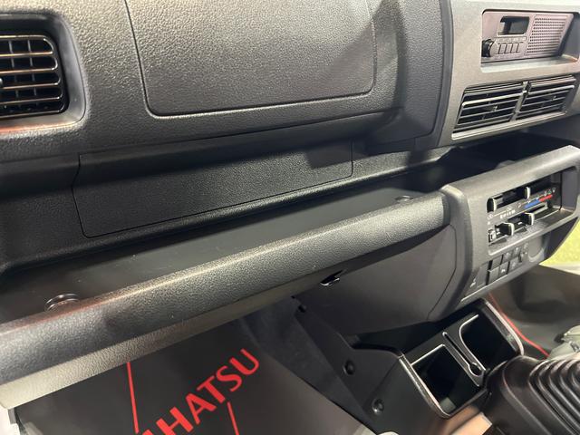 ハイゼットトラックスタンダード純正ラジオ　オートライト　エアコン　アイドリングストップ　取扱説明書　保証書　認定中古車　ＣＶＴ　６６０（香川県）の中古車