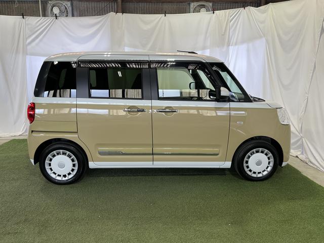 ムーヴキャンバスストライプスＧバックカメラ　両側パワースライドドア　ホッとカップホルダー　シートヒーター　オートエアコン　キーフリー　ステアリングスイッチ　認定中古車　ＣＶＴ　６６０（香川県）の中古車