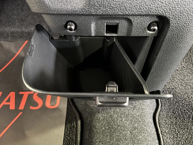 ムーヴキャンバスストライプスＧバックカメラ　両側パワースライドドア　ホッとカップホルダー　シートヒーター　オートエアコン　キーフリー　ステアリングスイッチ　認定中古車　ＣＶＴ　６６０（香川県）の中古車