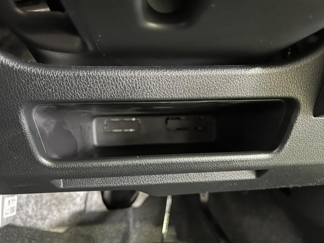 ムーヴキャンバスストライプスＧバックカメラ　両側パワースライドドア　ホッとカップホルダー　シートヒーター　オートエアコン　キーフリー　ステアリングスイッチ　認定中古車　ＣＶＴ　６６０（香川県）の中古車