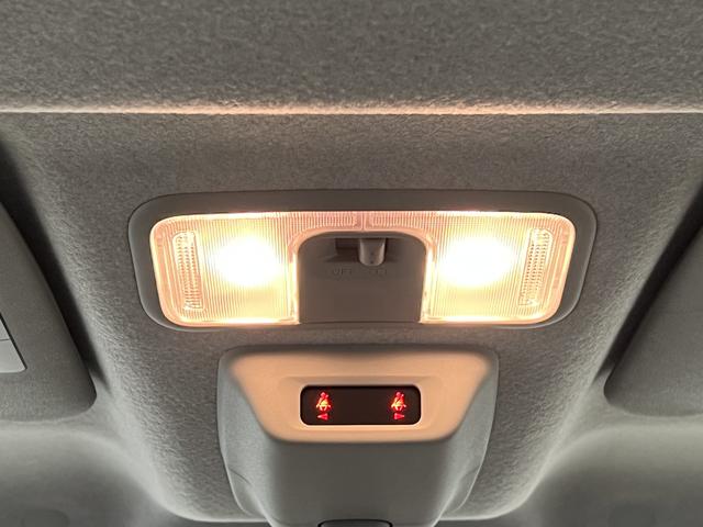 ムーヴキャンバスストライプスＧバックカメラ　両側パワースライドドア　ホッとカップホルダー　シートヒーター　オートエアコン　キーフリー　ステアリングスイッチ　認定中古車　ＣＶＴ　６６０（香川県）の中古車