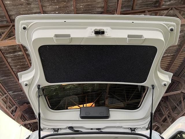 ムーヴキャンバスストライプスＧバックカメラ　両側パワースライドドア　ホッとカップホルダー　シートヒーター　オートエアコン　キーフリー　ステアリングスイッチ　認定中古車　ＣＶＴ　６６０（香川県）の中古車