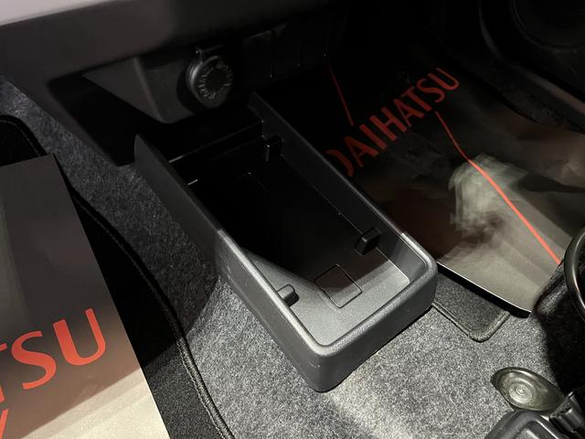 ミライースＸ　リミテッドＳＡIII純正ナビ　バックカメラ　キーレス　スマアシ　電動格納ミラー　オートライト　認定中古車　ＣＶＴ　６６０（香川県）の中古車