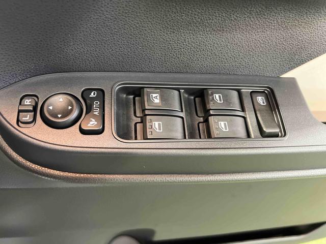 タントＸリミテッドバックカメラ　キーフリー　両側パワースライドドア　ステアリングスイッチ　シートヒーター　サンシェード　シートテーブル　認定中古車　ＣＶＴ　６６０（香川県）の中古車